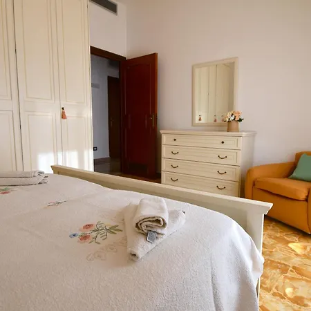 Lo Scorcio Sul Mare Apartman *